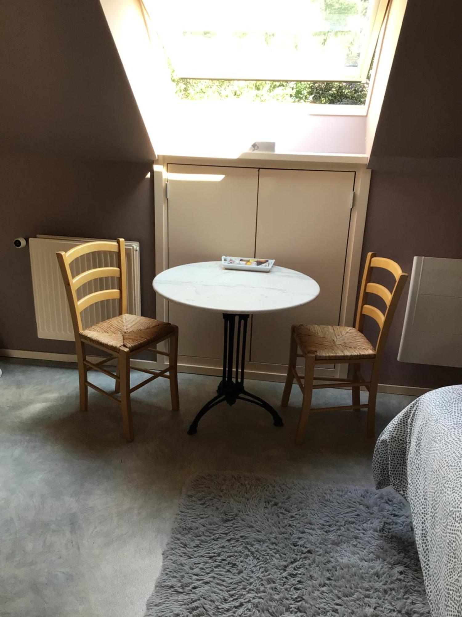 Chambres Chez L'Habitant กูแว็ง ภายนอก รูปภาพ